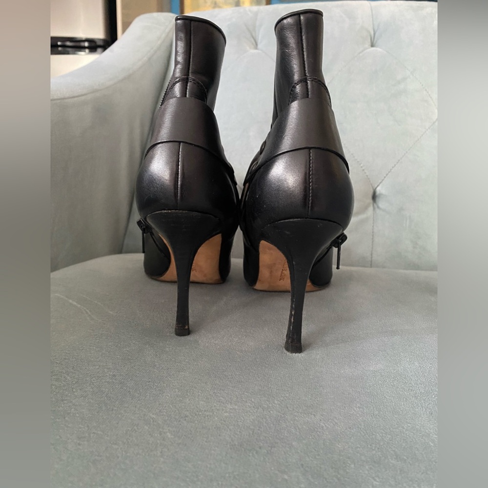 Manolo Blahnik Ankle Boots 37, 7 heels - Picture 6 of 7